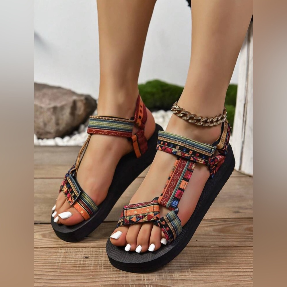 Colorful Printed Flat Sandals